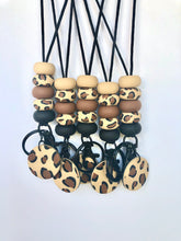 Load image into Gallery viewer, Wild Lanyard