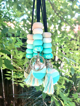 Load image into Gallery viewer, Capri Lanyard