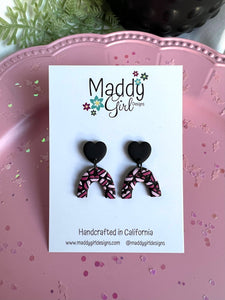 Heartbreaker Heart Sprinkle Arch