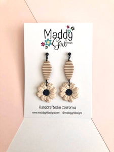 Dashing Daisies Long Daisy Dangles (Black)