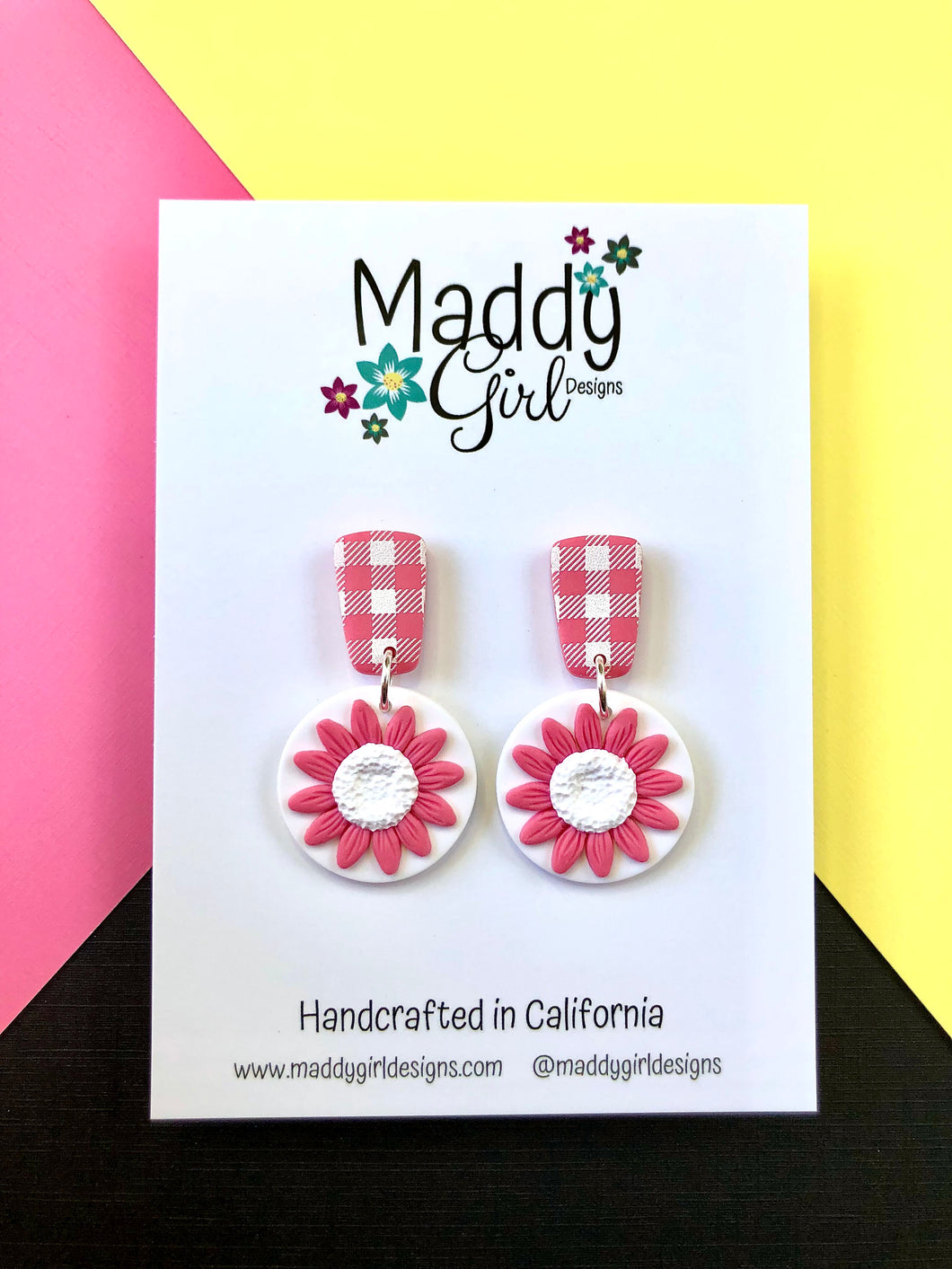 Color Me Daisies Gingham Daisy (Coral Pink)