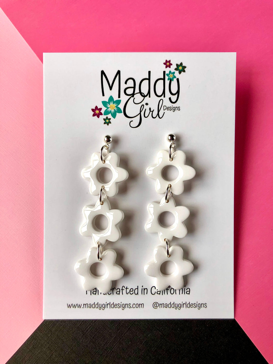 Daisy Dangle Triple (White)